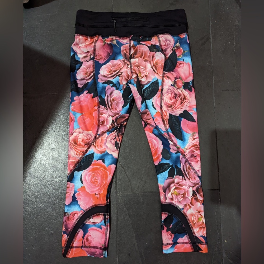 Lululemon Run Inspire Crop II Secret Garden 4